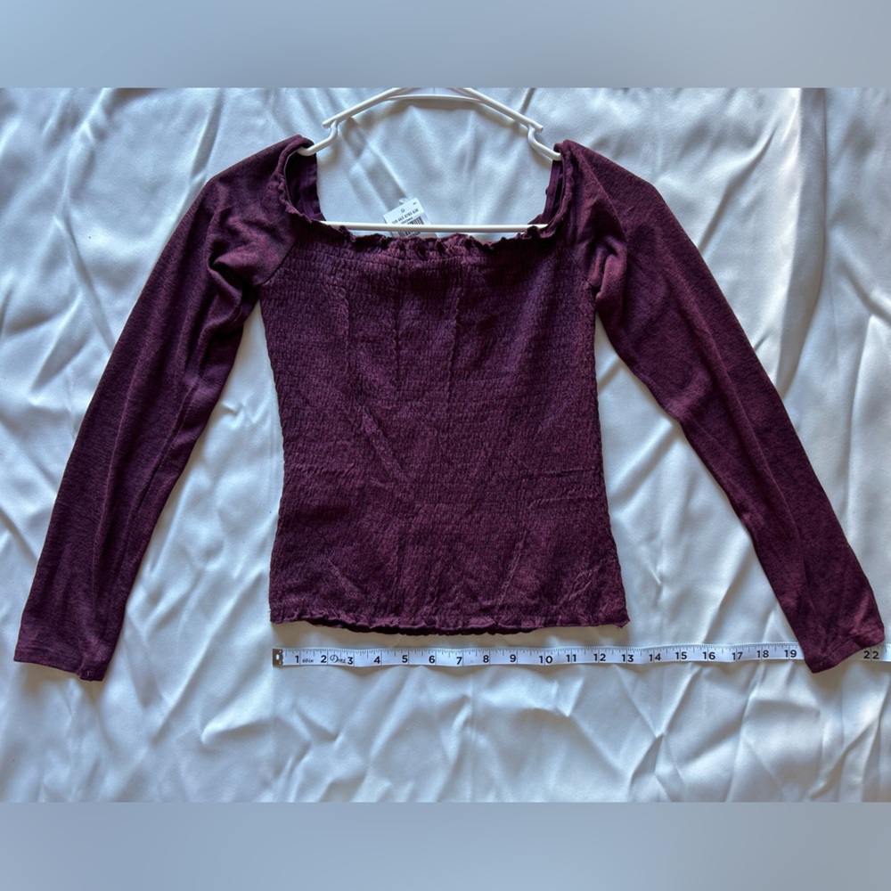 HOLLISTER Blouse - Picture 2 of 3